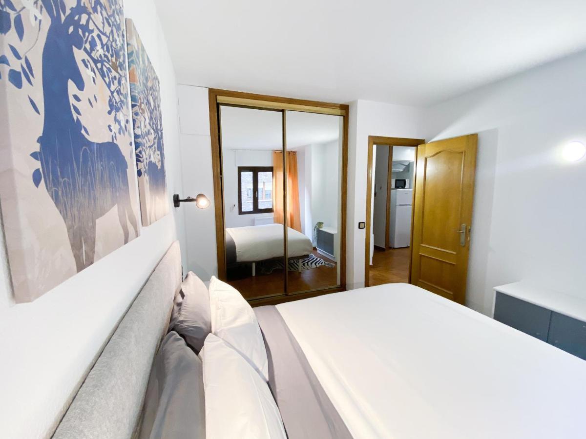Apartamento Encamp Centro - A Pie De Todo - Ideal Parejas Екстериор снимка